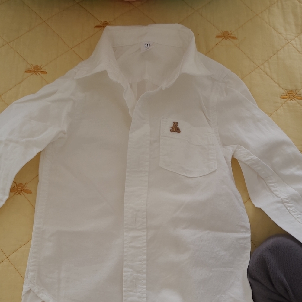 LIKE NEW!!!!!!!!!!!!!!!!!!!! White Boy Shirt